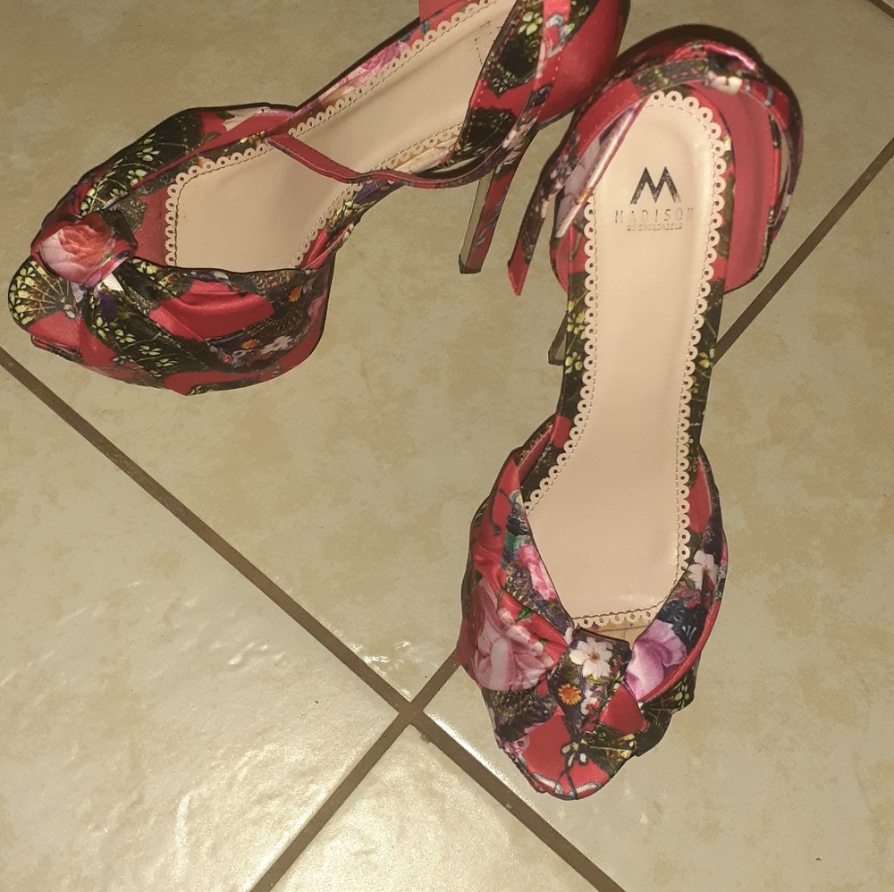 Pump heels - Picture 4 of 9